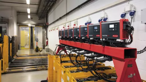 Servicemen at Fronius Battery Charging Station