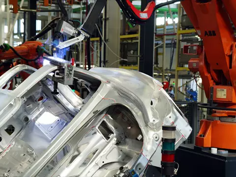 CMT Advanced CMT Advanced, Magna Steyr