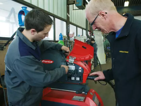 Fronius at Dekassian Dekassian, Fronius