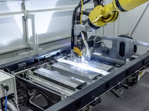 Lightweight aluminium components